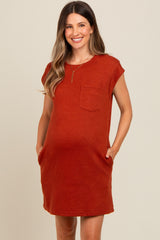 Rust Front Pocket Line Textured Short Sleeve Maternity Dress