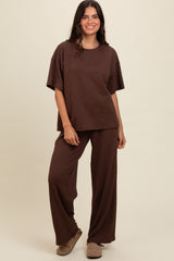 Brown Textured Knit Oversized Tee And Pants Maternity Set