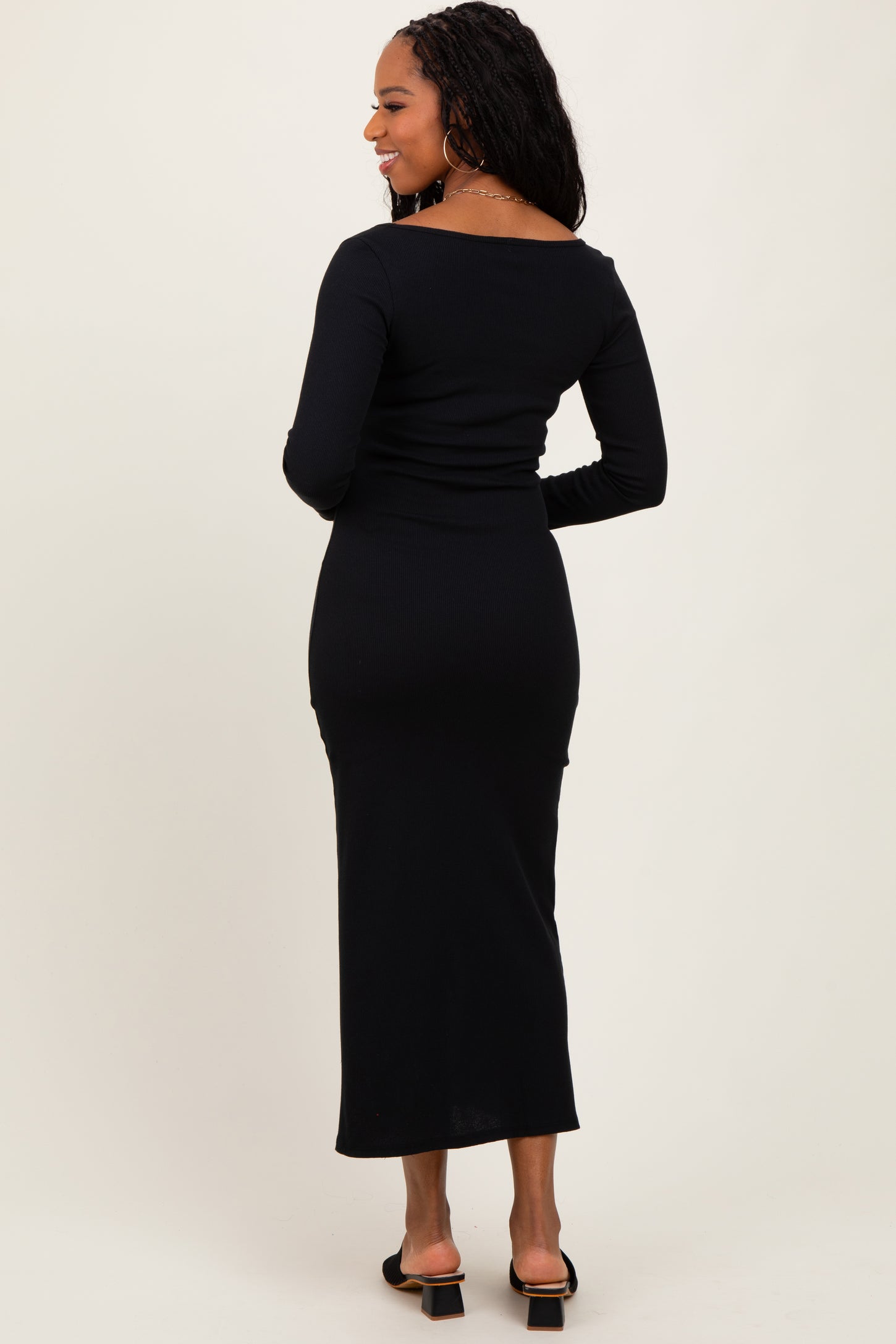 Black Scoop Neck Long Sleeve Midi Dress