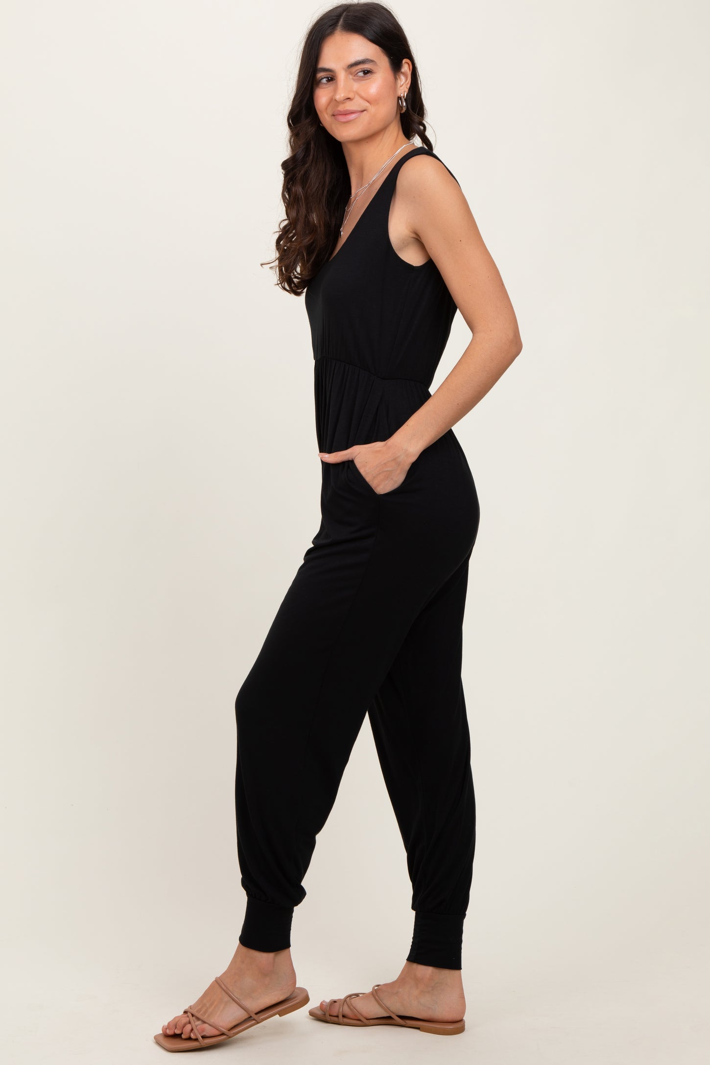 Black Scoop Neck Sleeveless Jogger Jumpsuit