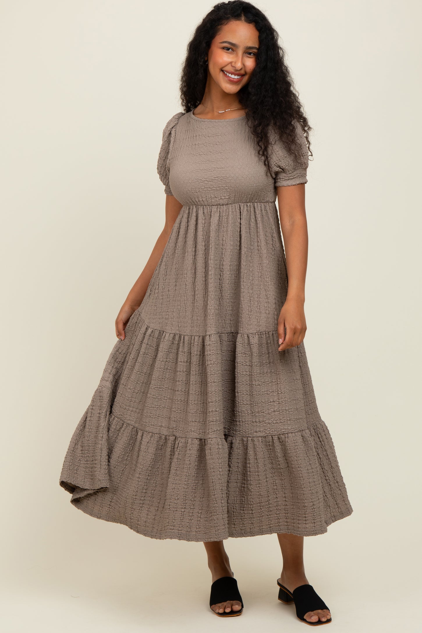 Taupe Solid Textured Tiered Shirt Sleeve Maxi Dress