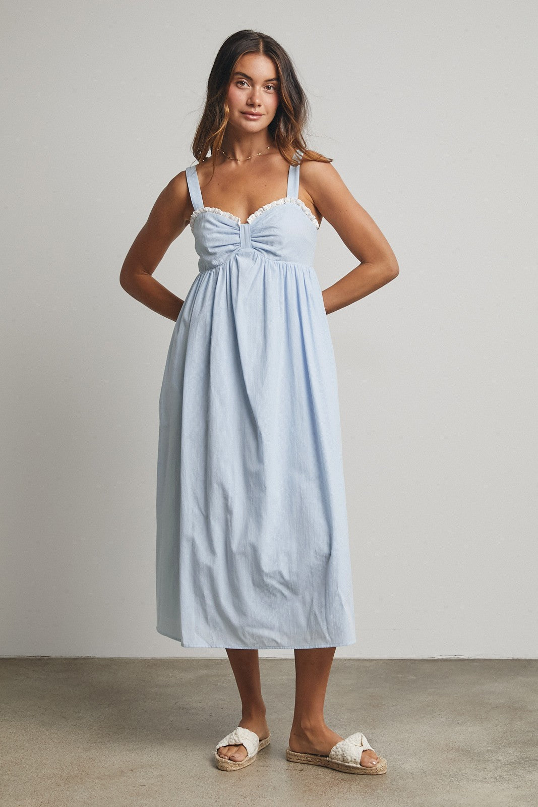 Blue Ruffle Trim Sweetheart Neckline Maternity Midi Dress