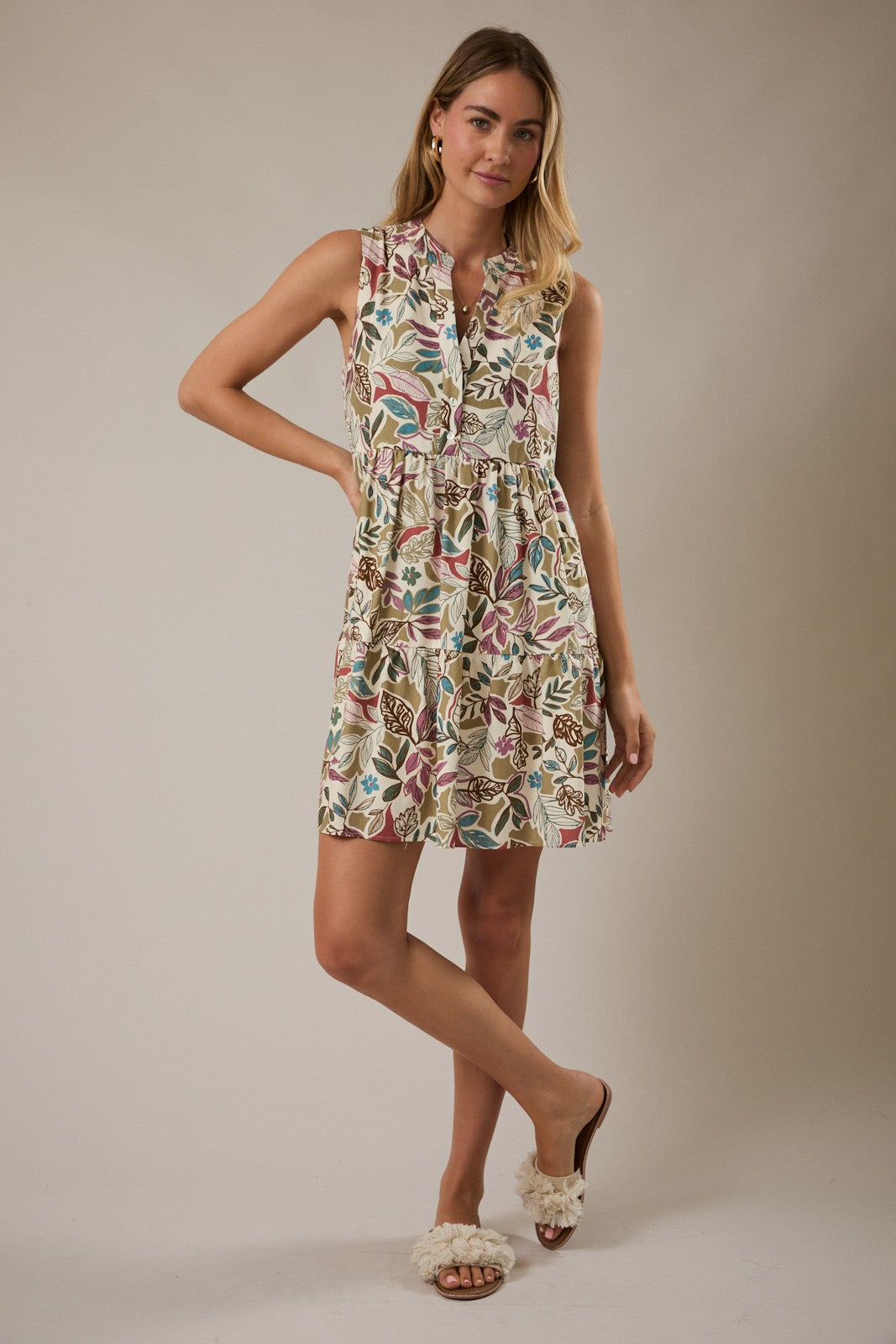 Multicolor Leaf Print Sleeveless Tiered Dress