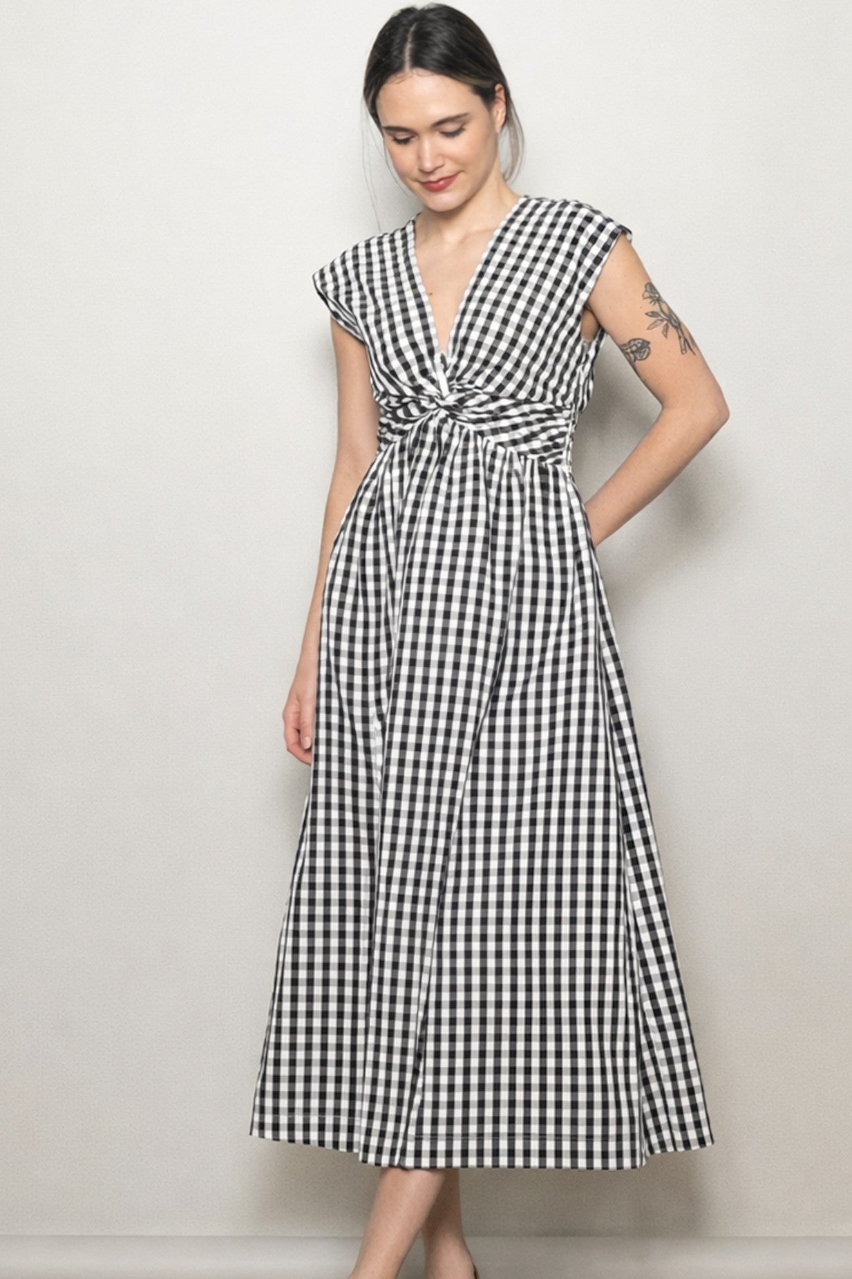 Black Gingham Twist Front Midi Dress