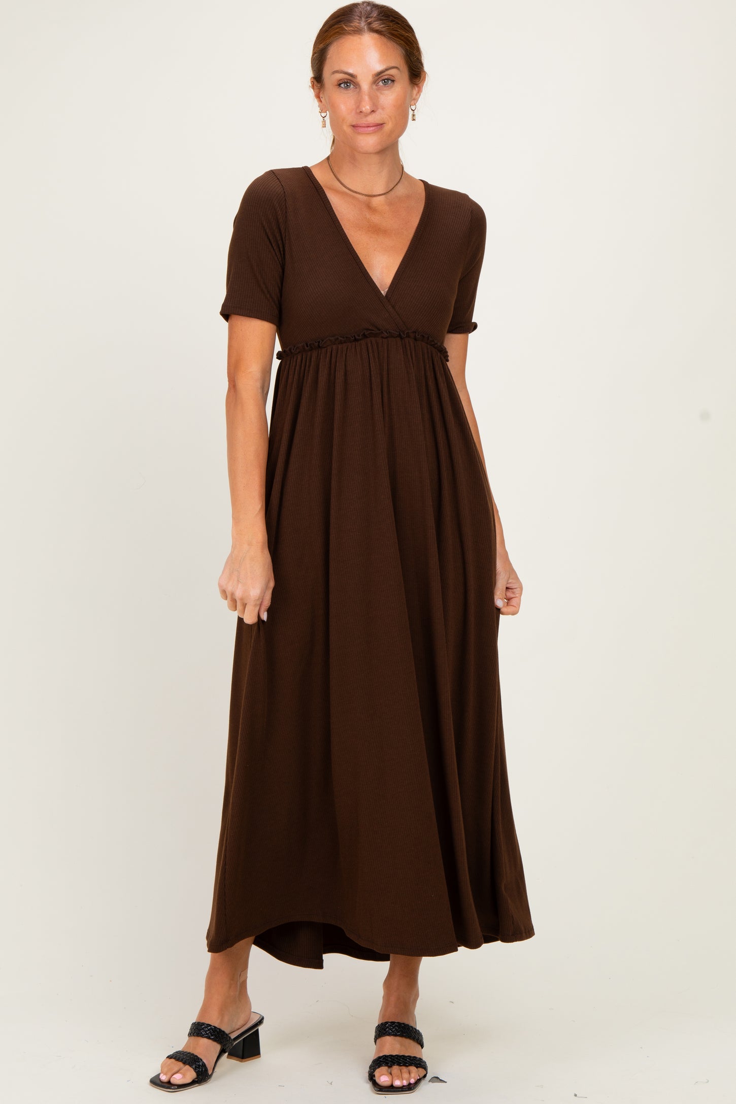 Brown Short Sleeve V-Neck Maxi Dress