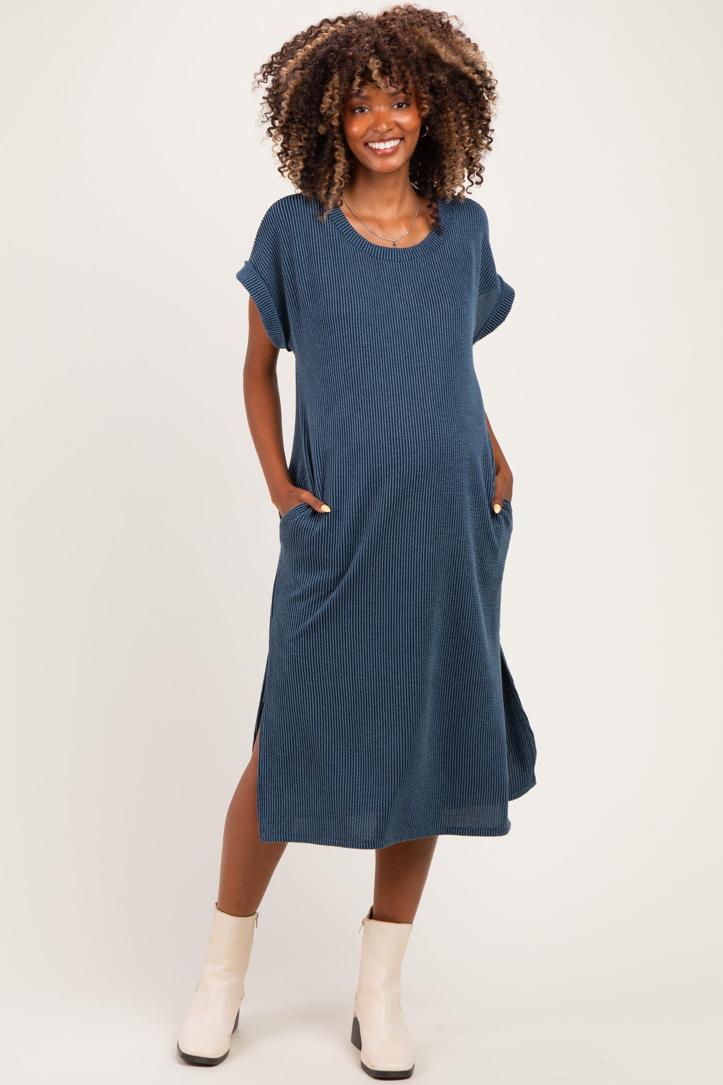 Hunter Green Short Sleeve Ribbed Maternity Maxi Dress