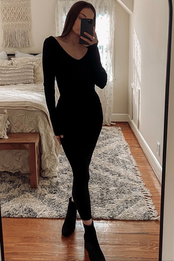Black V-Neck Long Sleeve Fitted Maxi Dress