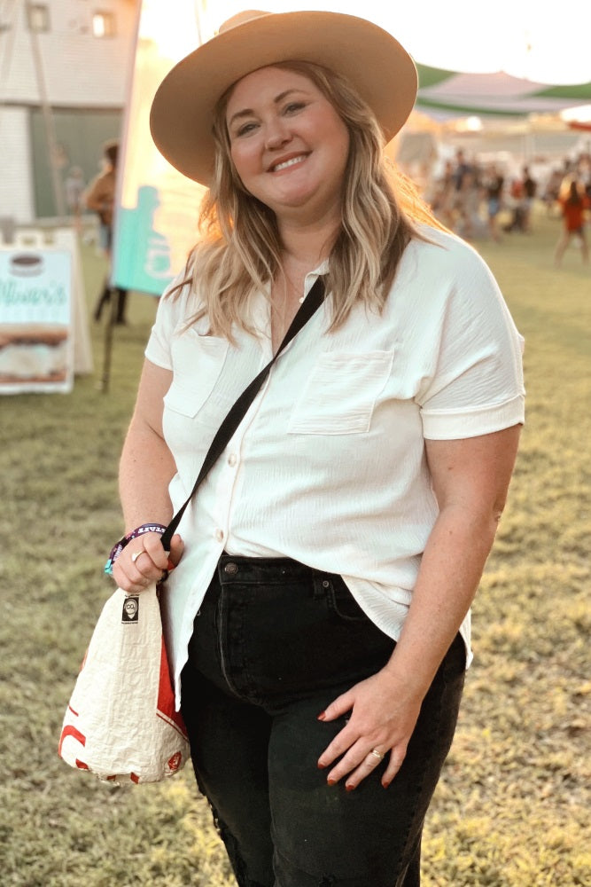 Ivory Collared Button-Down Short Sleeve Blouse