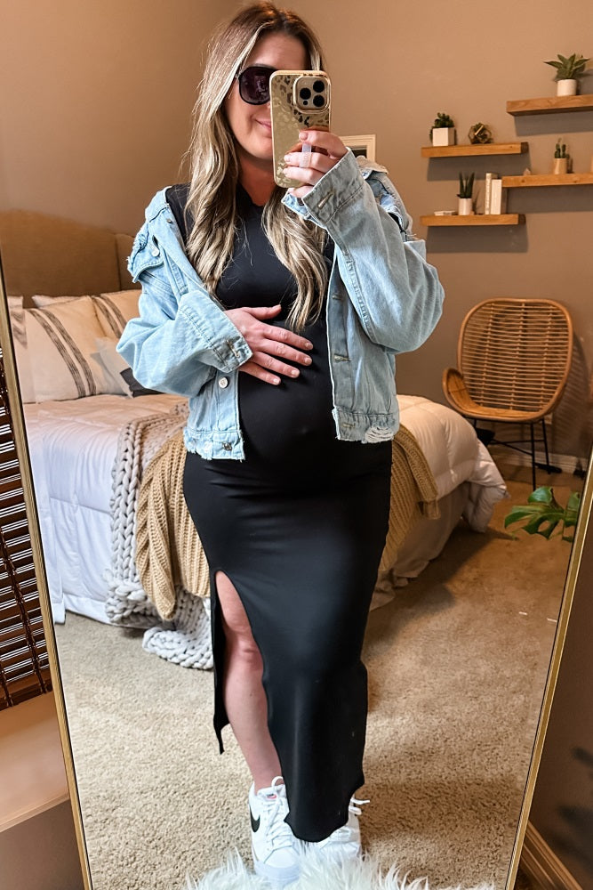 Black Mock Neck Front Slit Short Sleeve Maternity Maxi Dress