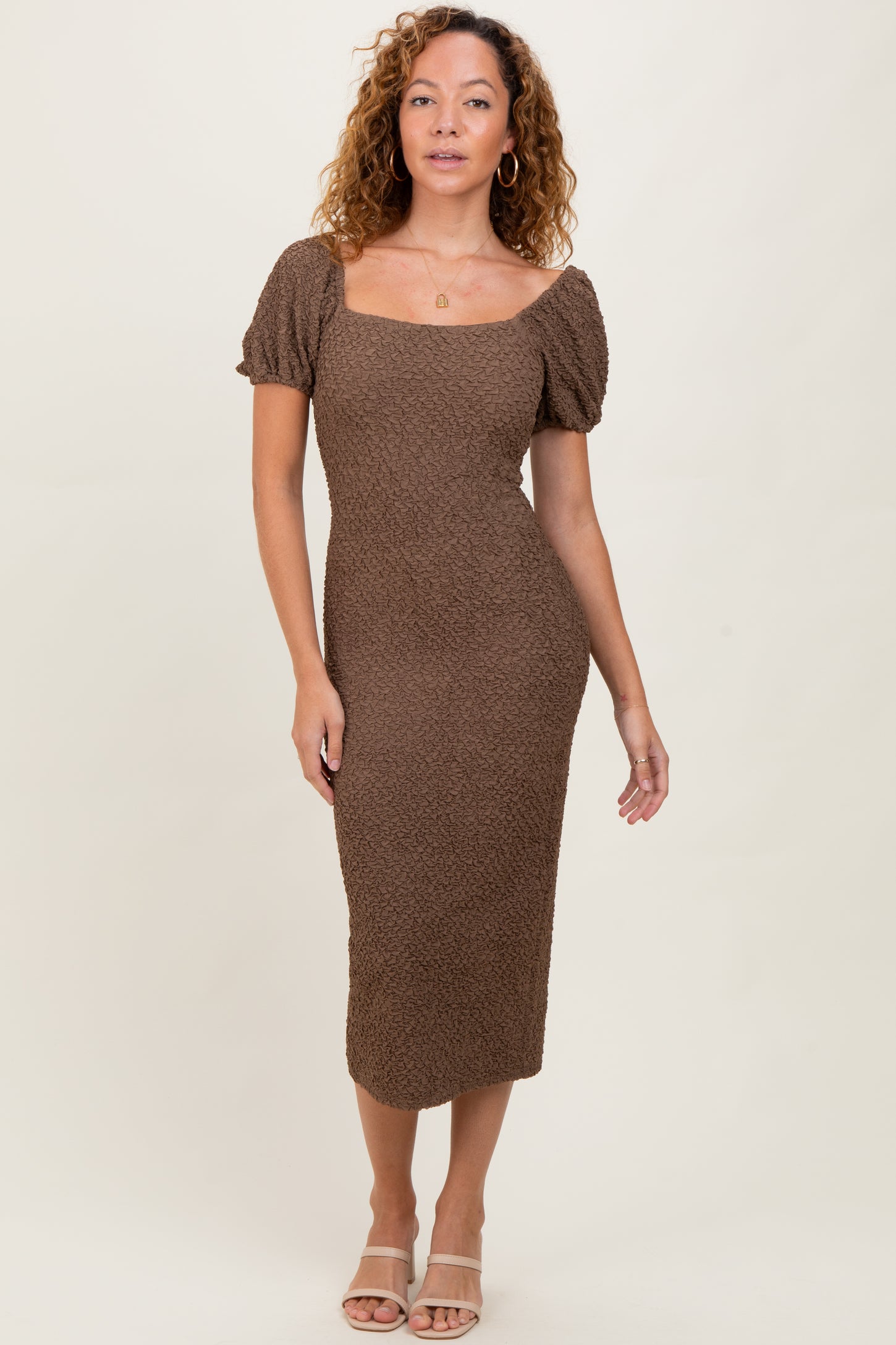 Brown Popcorn Textured Short Puff Sleeve Midi Dress