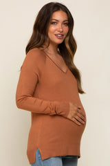 Camel Fine Knit V-Neck Side Slit Maternity Top